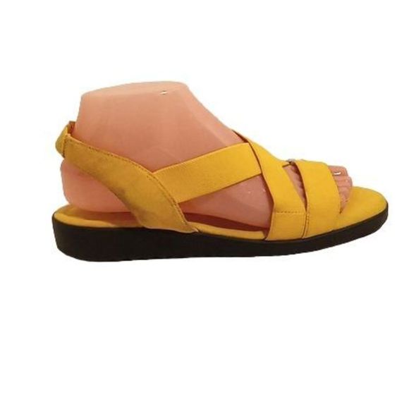 Active Air Yellow Strappy Sandals Women's Size 8.5 - Picture 1 of 8